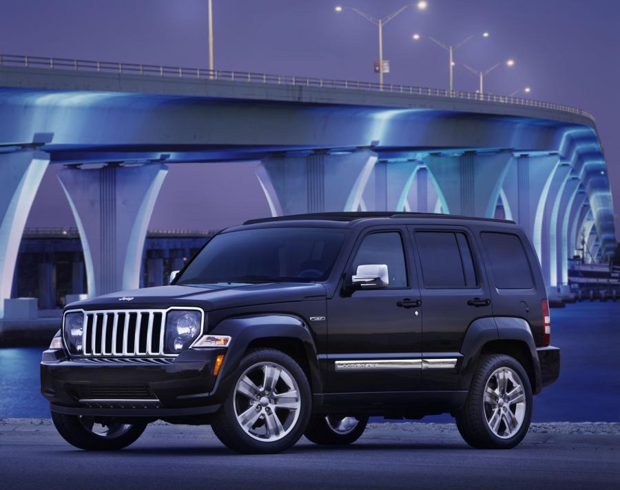  Jeep Liberty Jet 2010 года  (фото 11 из 13)
